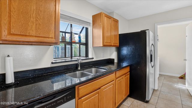 5670 FARGO Drive N, Jacksonville, FL 32207