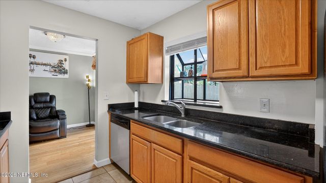 5670 FARGO Drive N, Jacksonville, FL 32207