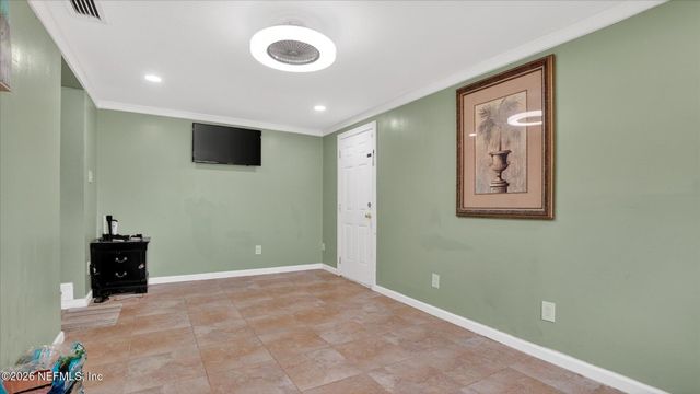 5670 FARGO Drive N, Jacksonville, FL 32207