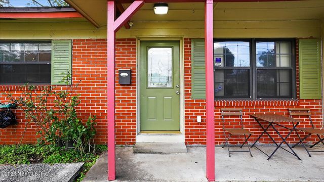 5670 FARGO Drive N, Jacksonville, FL 32207
