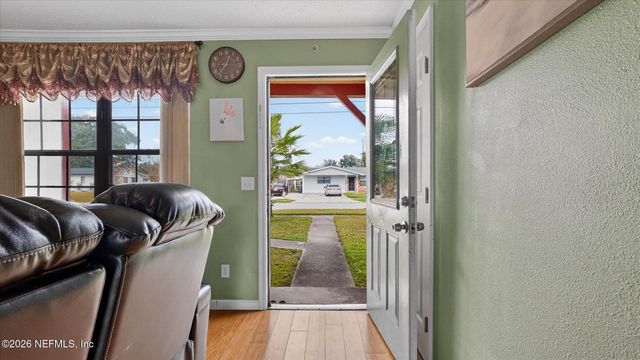 5670 FARGO Drive N, Jacksonville, FL 32207