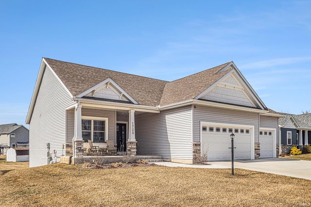 1725 Stoneham Drive, Mishawaka, IN 46544