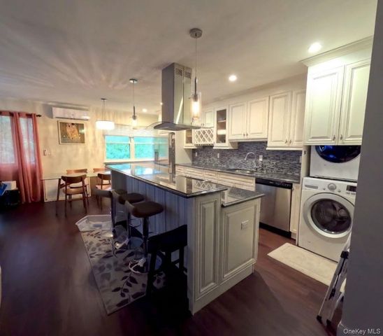 67 Lorraine Terrace 316, Mount Vernon, NY 10553