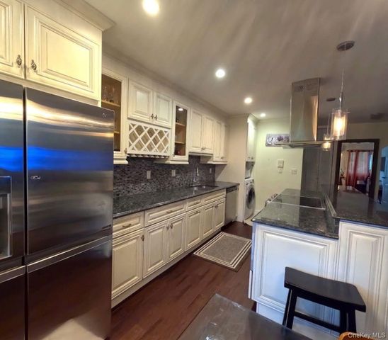 67 Lorraine Terrace 316, Mount Vernon, NY 10553