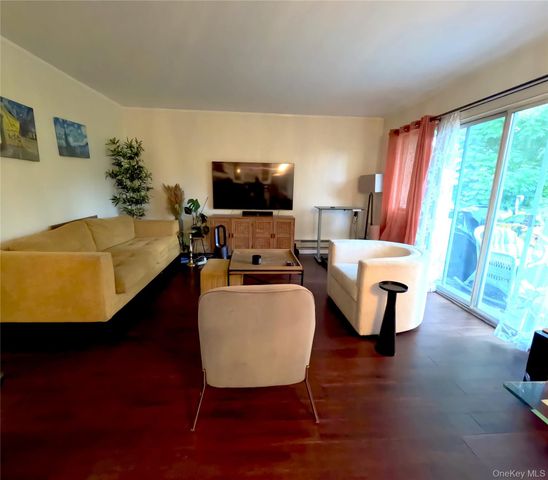 67 Lorraine Terrace 316, Mount Vernon, NY 10553