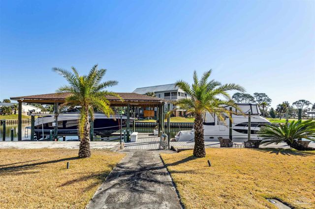 850 Silver Strand, Gulf Breeze, FL 32563