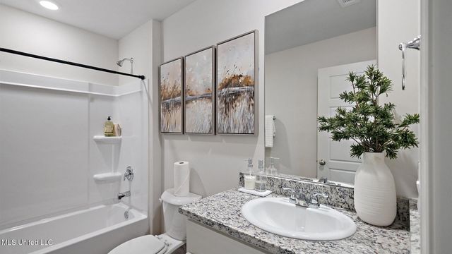 5023 Fox Glen Drive, Jackson, MS 39212