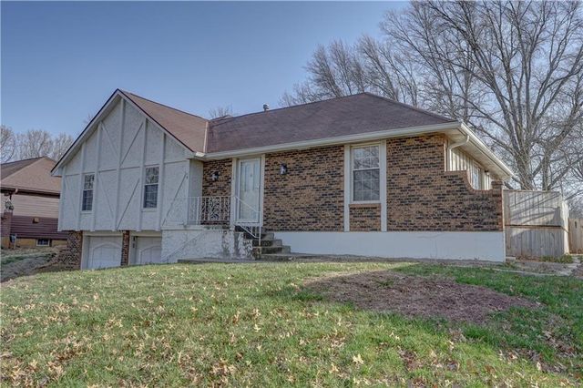 1108 SW 21st Street, Blue Springs, MO 64015