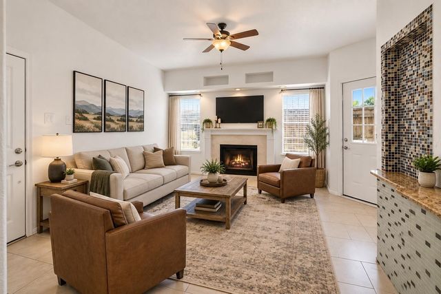 2011 Spenwick Drive 717, Houston, TX 77055