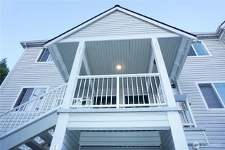 31900 104th Avenue SE #E201, Auburn, WA 98092