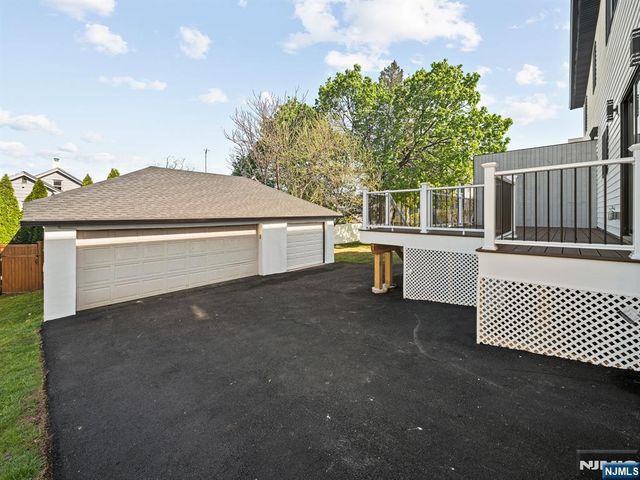 432 Jefferson Street, Carlstadt, NJ 07072