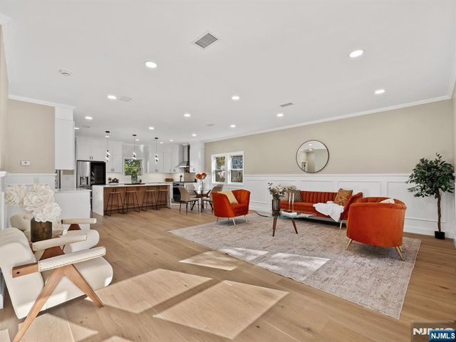 432 Jefferson Street, Carlstadt, NJ 07072