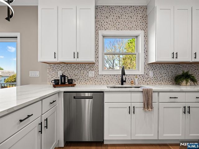 432 Jefferson Street, Carlstadt, NJ 07072