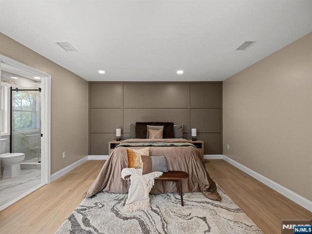 432 Jefferson Street, Carlstadt, NJ 07072