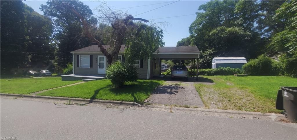1500 Montague Street, Winston-salem, NC 27107