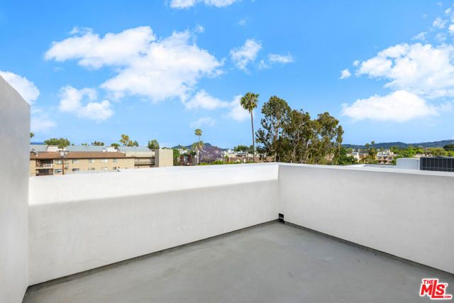 5315 Ben Avenue, Valley Village, CA 91607