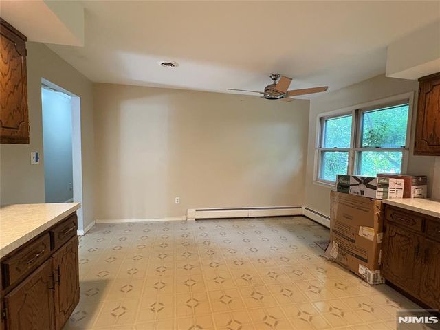 870 Ridgewood Avenue, Oradell, NJ 07649