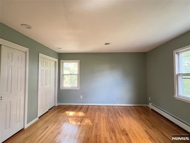 870 Ridgewood Avenue, Oradell, NJ 07649