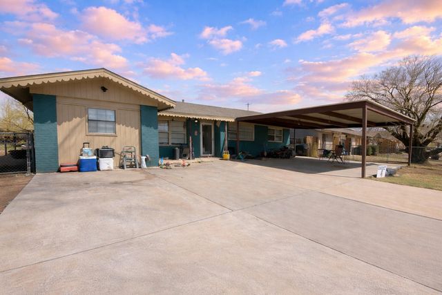 2927 E Baylor Street, Lubbock, TX 79403