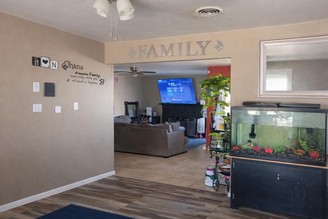 2927 E Baylor Street, Lubbock, TX 79403