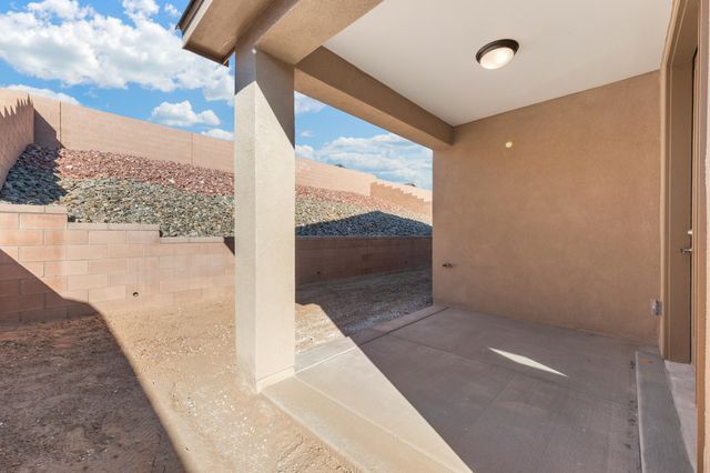 2937 Tierra Del Mar Avenue NE, Rio Rancho, NM 87144