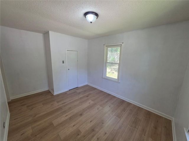 1112 Leslie Street, Independence, MO 64050