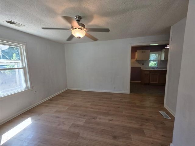 1112 Leslie Street, Independence, MO 64050