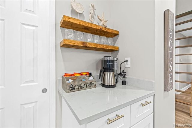 9115 Gale Road, White Lake, MI 48386