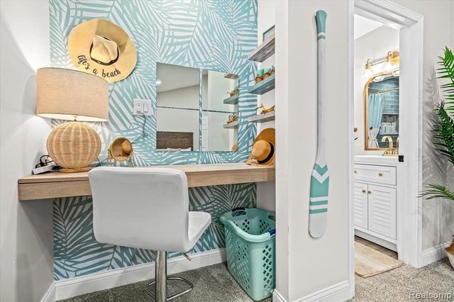 9115 Gale Road, White Lake, MI 48386