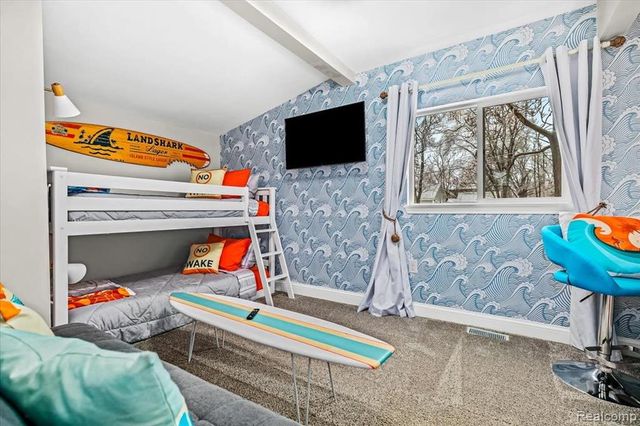 9115 Gale Road, White Lake, MI 48386