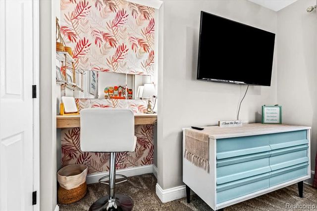 9115 Gale Road, White Lake, MI 48386