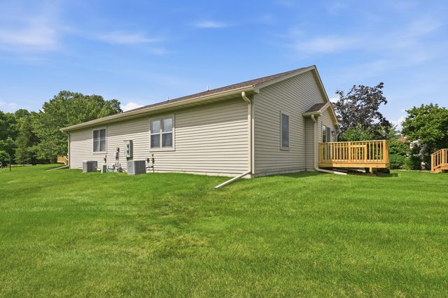 1905 Creekside Court, Valparaiso, IN 46383