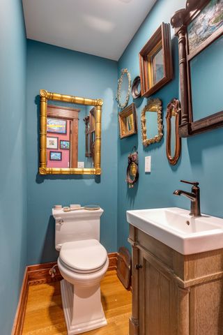 1715 Cedar Ln, Nashville, TN 37212