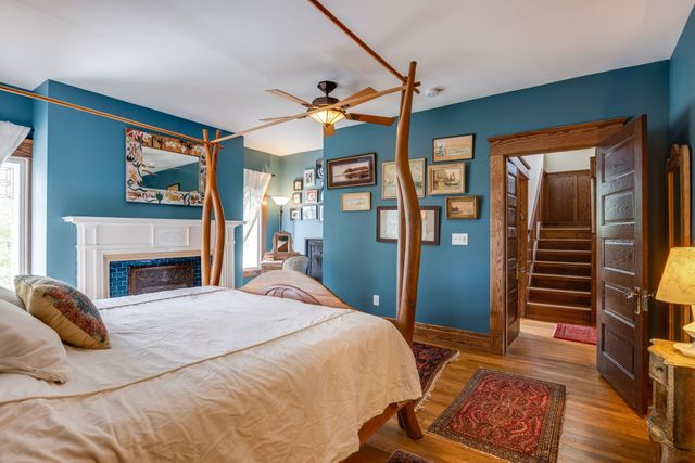 1715 Cedar Ln, Nashville, TN 37212