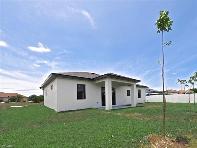 2227 NW 3rd AVE, Cape Coral, FL 33993