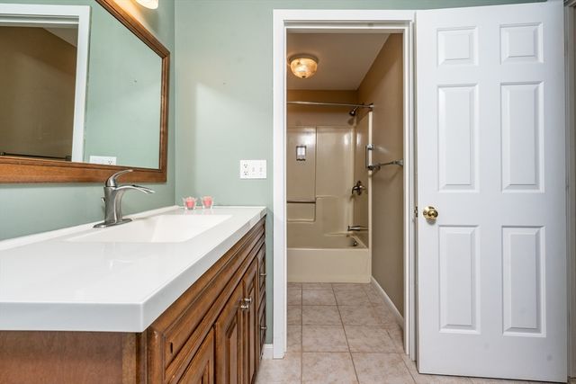 121 S Shellback Way 121, Mashpee, MA 02649