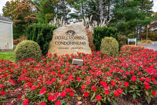 121 S Shellback Way 121, Mashpee, MA 02649