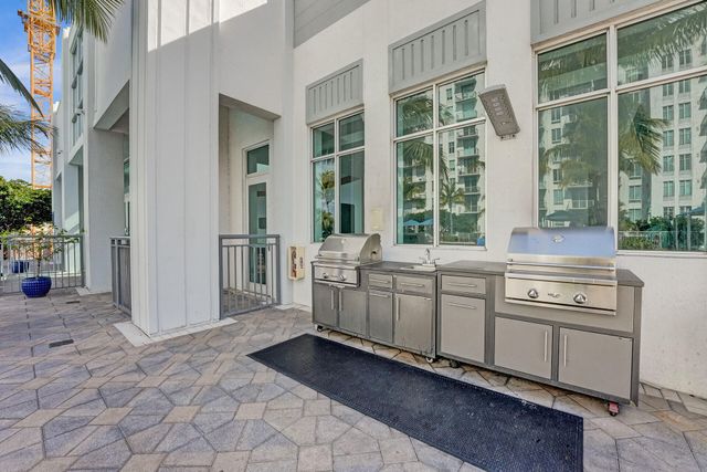 300 S Australian Avenue 1009, West Palm Beach, FL 33401