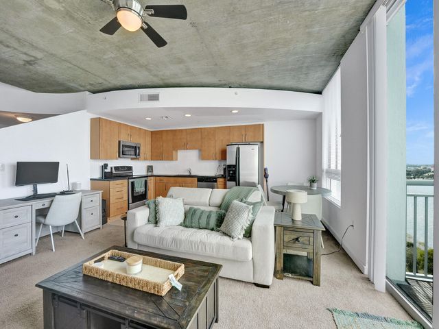 300 S Australian Avenue 1009, West Palm Beach, FL 33401