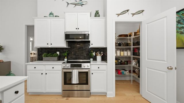 35 Georgeanna Ct., Pawleys Island, SC 29585