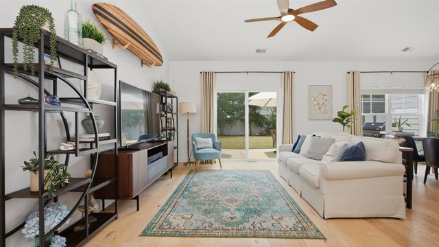 35 Georgeanna Ct., Pawleys Island, SC 29585