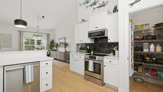 35 Georgeanna Ct., Pawleys Island, SC 29585