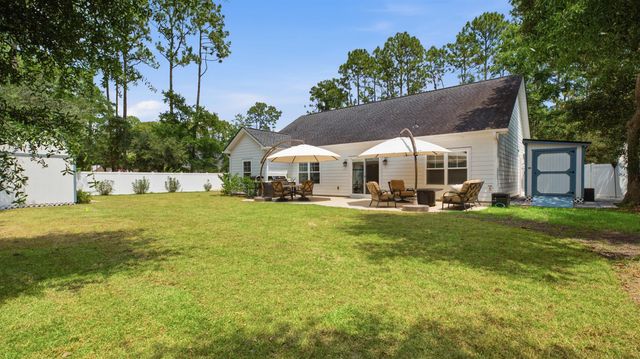 35 Georgeanna Ct., Pawleys Island, SC 29585