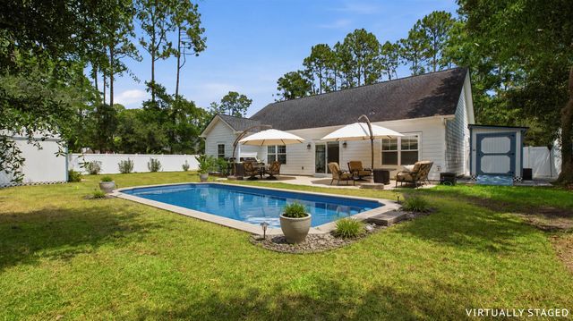 35 Georgeanna Ct., Pawleys Island, SC 29585
