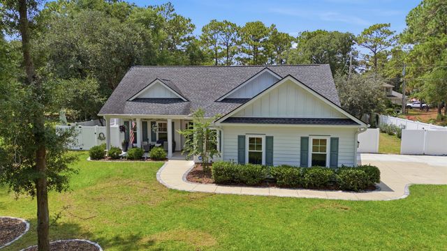 35 Georgeanna Ct., Pawleys Island, SC 29585