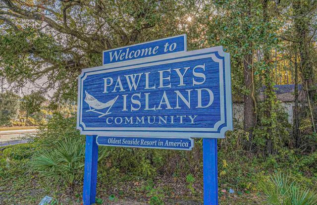 35 Georgeanna Ct., Pawleys Island, SC 29585