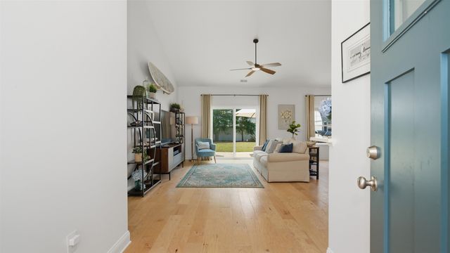 35 Georgeanna Ct., Pawleys Island, SC 29585