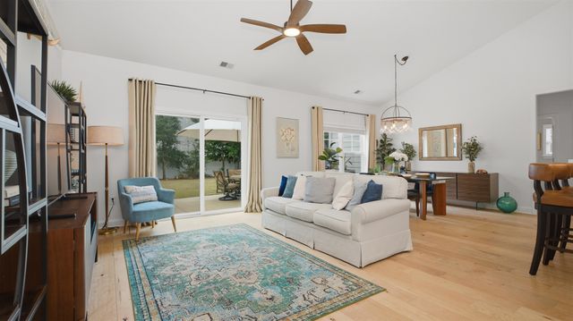 35 Georgeanna Ct., Pawleys Island, SC 29585