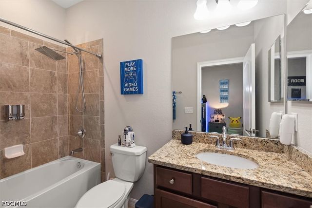 16095 Palmetto Prairie DR, Alva, FL 33920