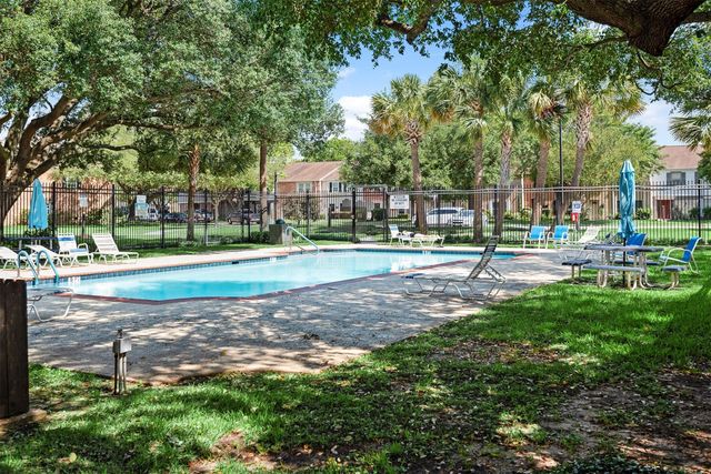 14215 Lost Meadow Lane, Houston, TX 77079